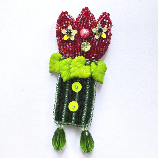 Pērlīšu broša "Tulpe"